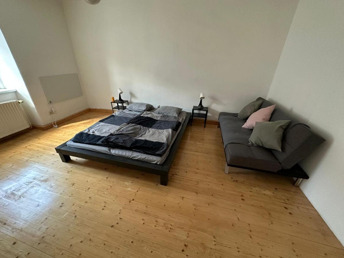 Central Plaza Family Apartment 2 Bedroom Bruckneudorf Екстер'єр фото